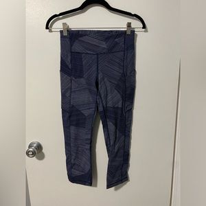 Lululemon cropped leggings with side pockets